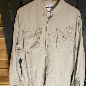 Columbia PFG Performance Fishing Gear Men's Tan button down size large